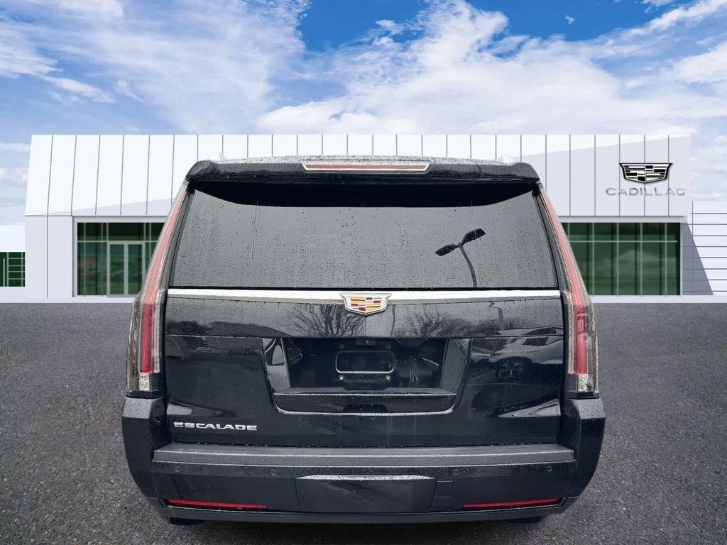 used 2019 Cadillac Escalade ESV car, priced at $38,789