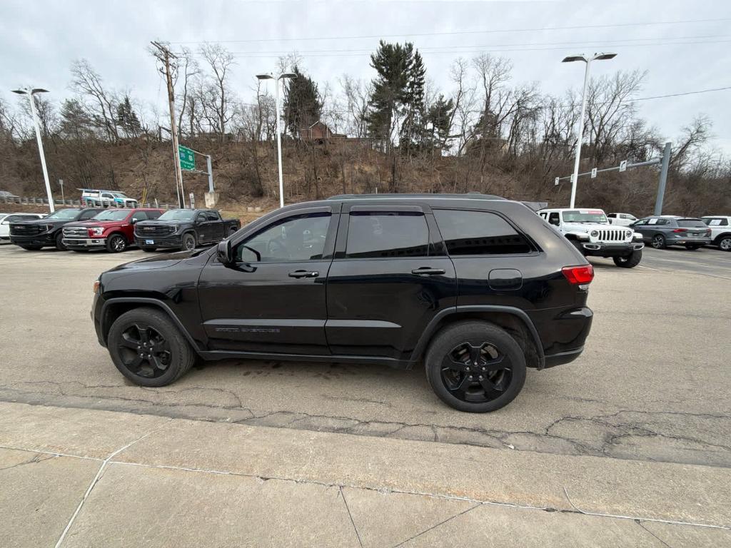 used 2018 Jeep Grand Cherokee car, priced at $14,999