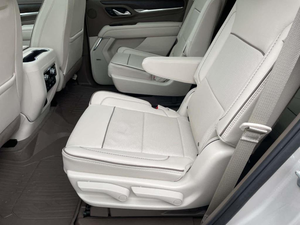used 2024 GMC Yukon car, priced at $74,489