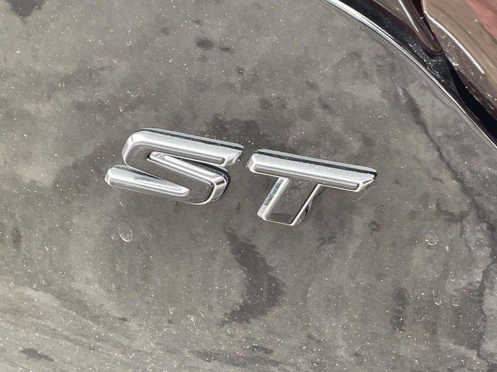 used 2024 Buick Encore GX car, priced at $23,998