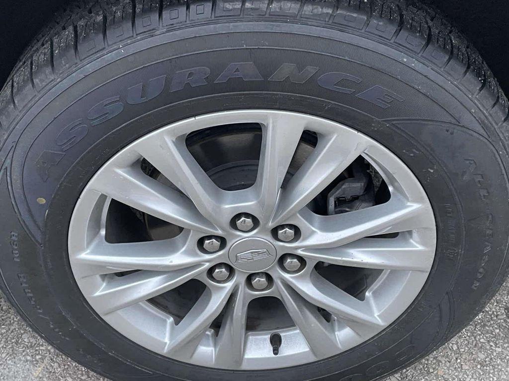 used 2023 Cadillac XT6 car, priced at $35,996