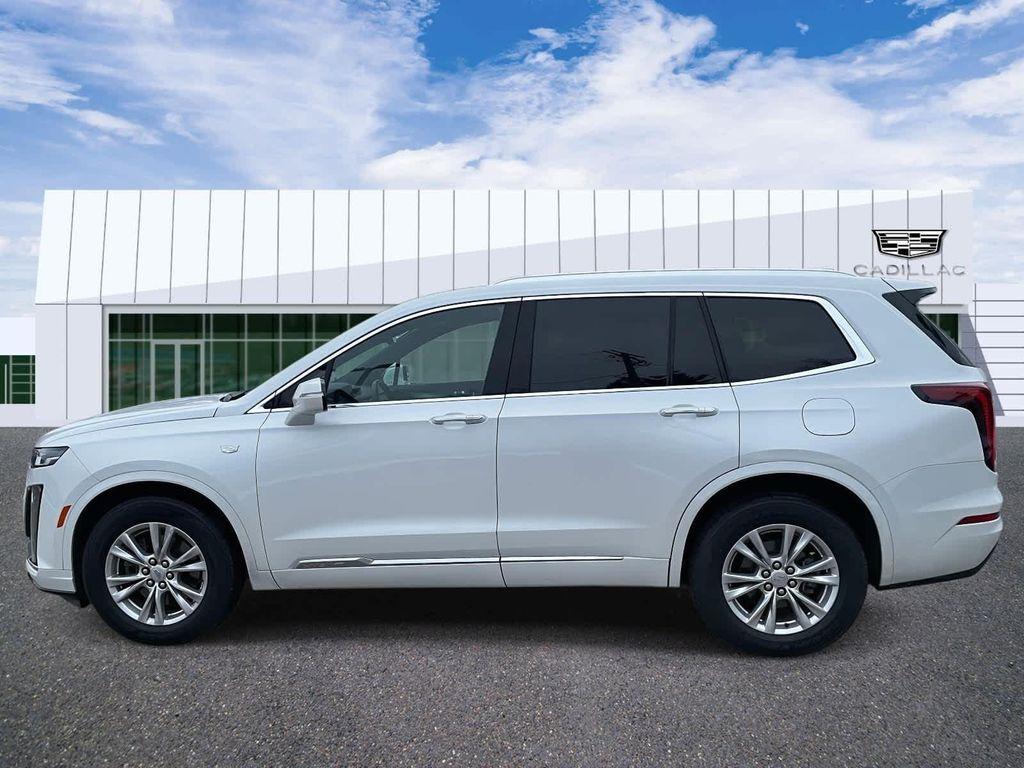 used 2023 Cadillac XT6 car, priced at $35,996