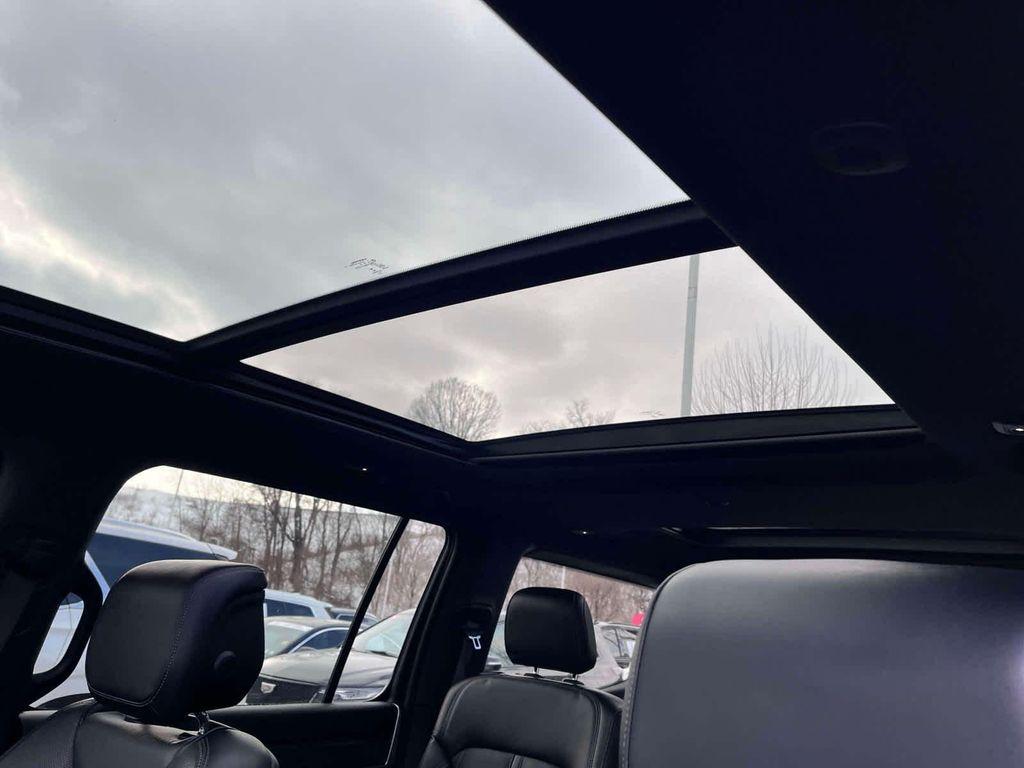 used 2022 Jeep Wagoneer car, priced at $41,986