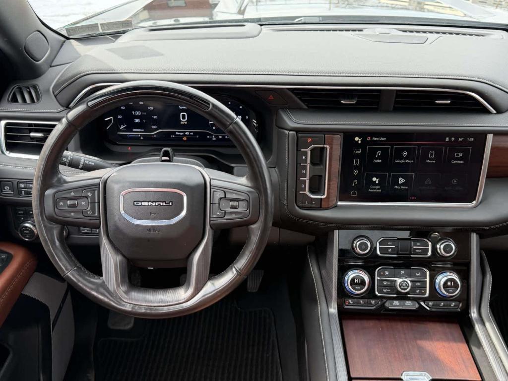 used 2024 GMC Yukon XL car, priced at $75,986