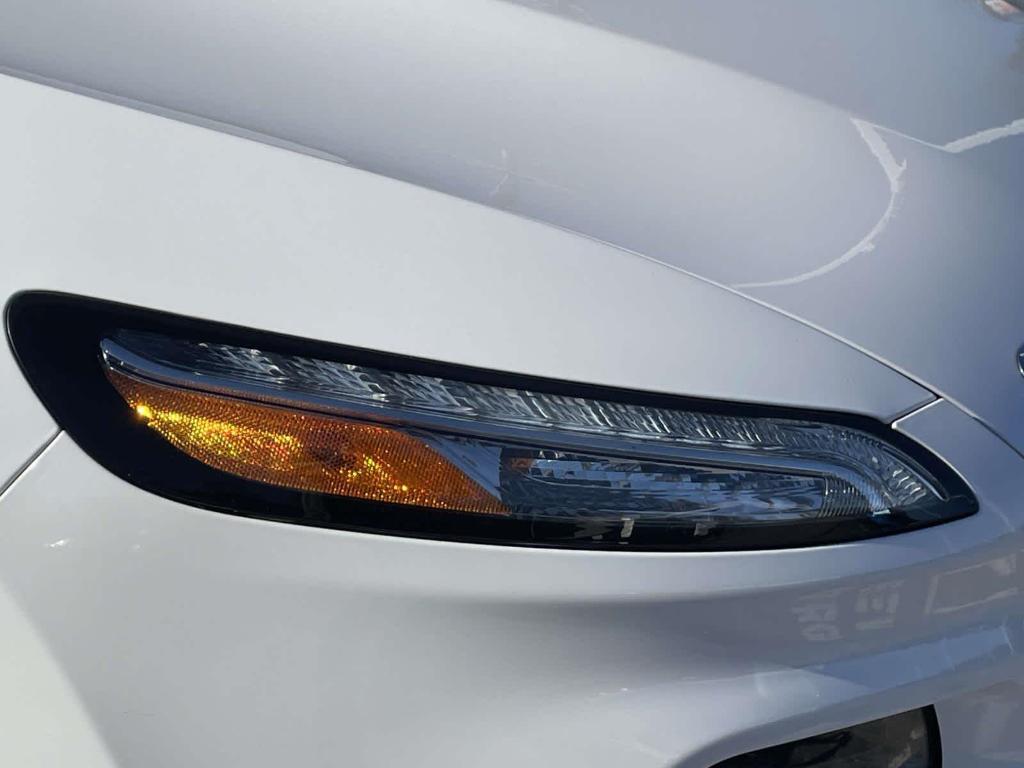 used 2018 Jeep Cherokee car, priced at $12,998