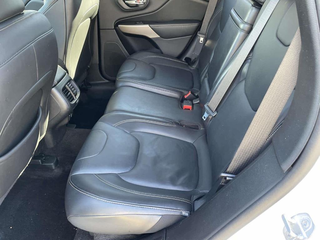 used 2018 Jeep Cherokee car, priced at $12,998