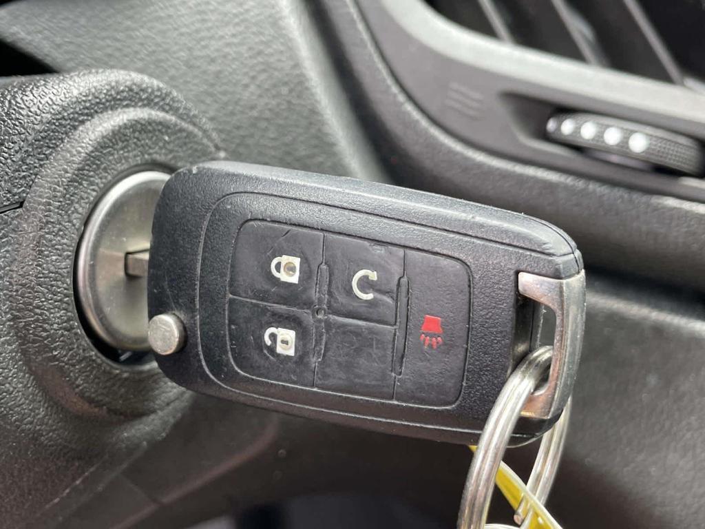used 2017 Chevrolet Equinox car, priced at $10,489
