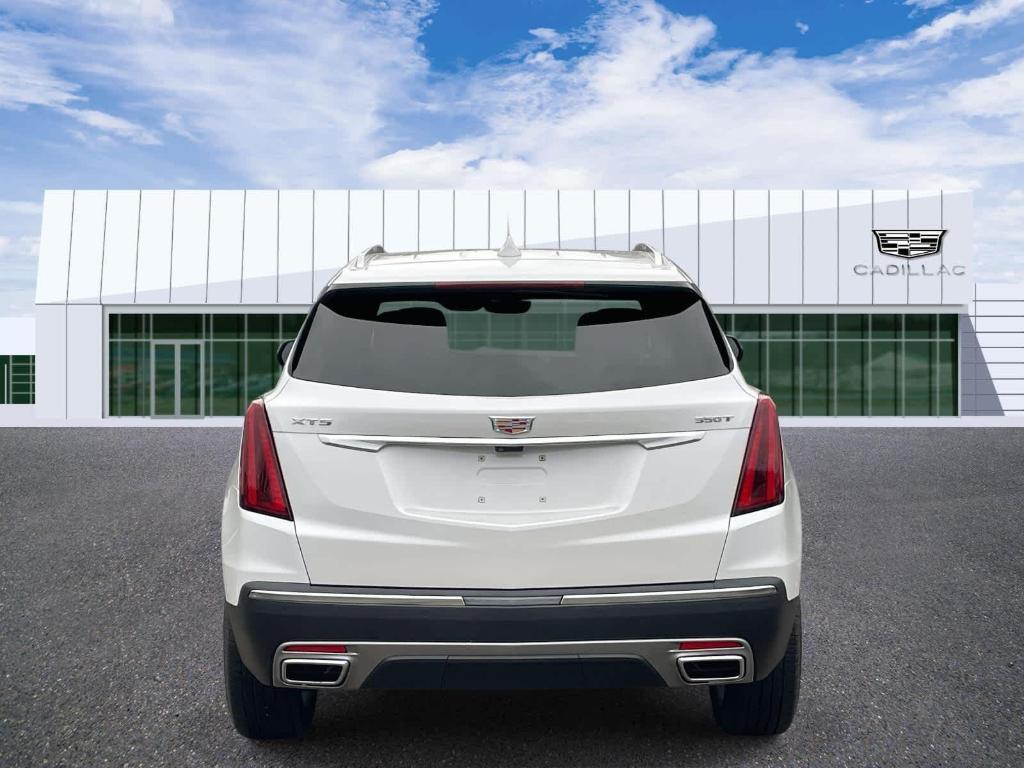 used 2025 Cadillac XT5 car, priced at $41,986