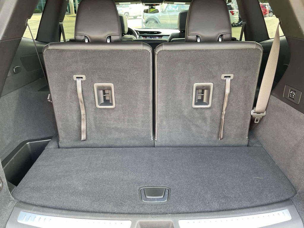 used 2023 Cadillac XT6 car, priced at $29,998