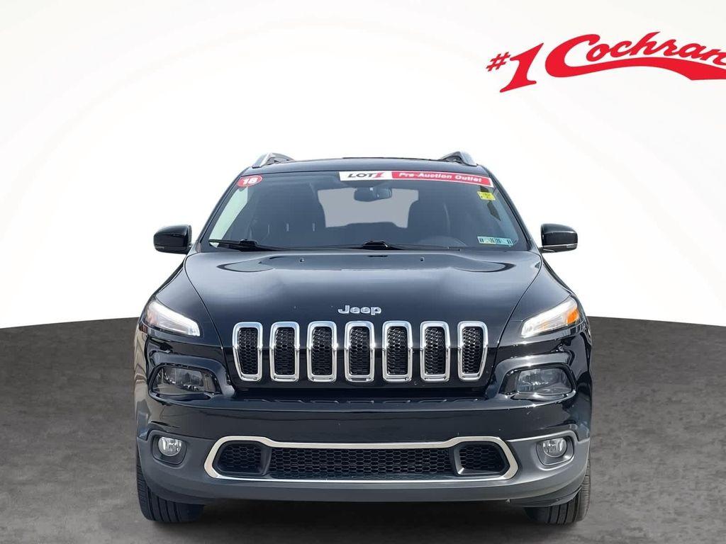 used 2018 Jeep Cherokee car, priced at $11,996