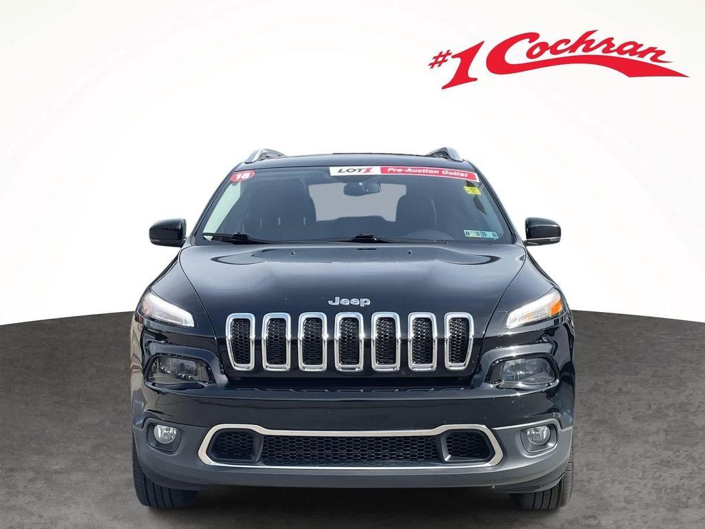 used 2018 Jeep Cherokee car, priced at $9,998