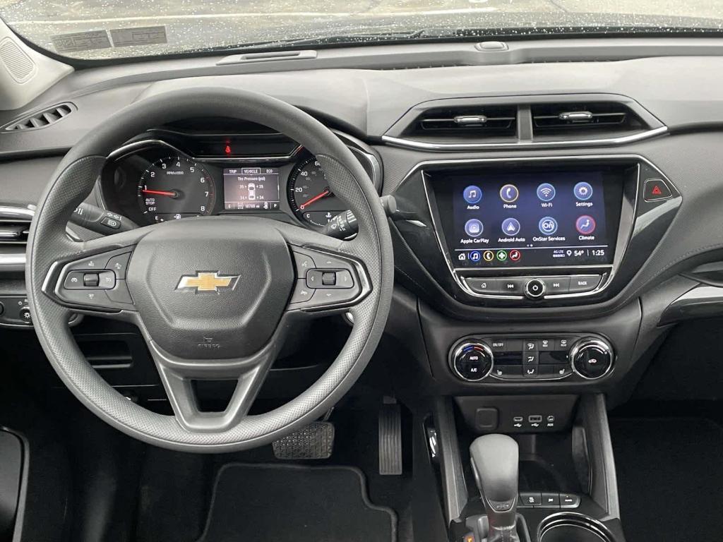 used 2023 Chevrolet TrailBlazer car, priced at $22,369