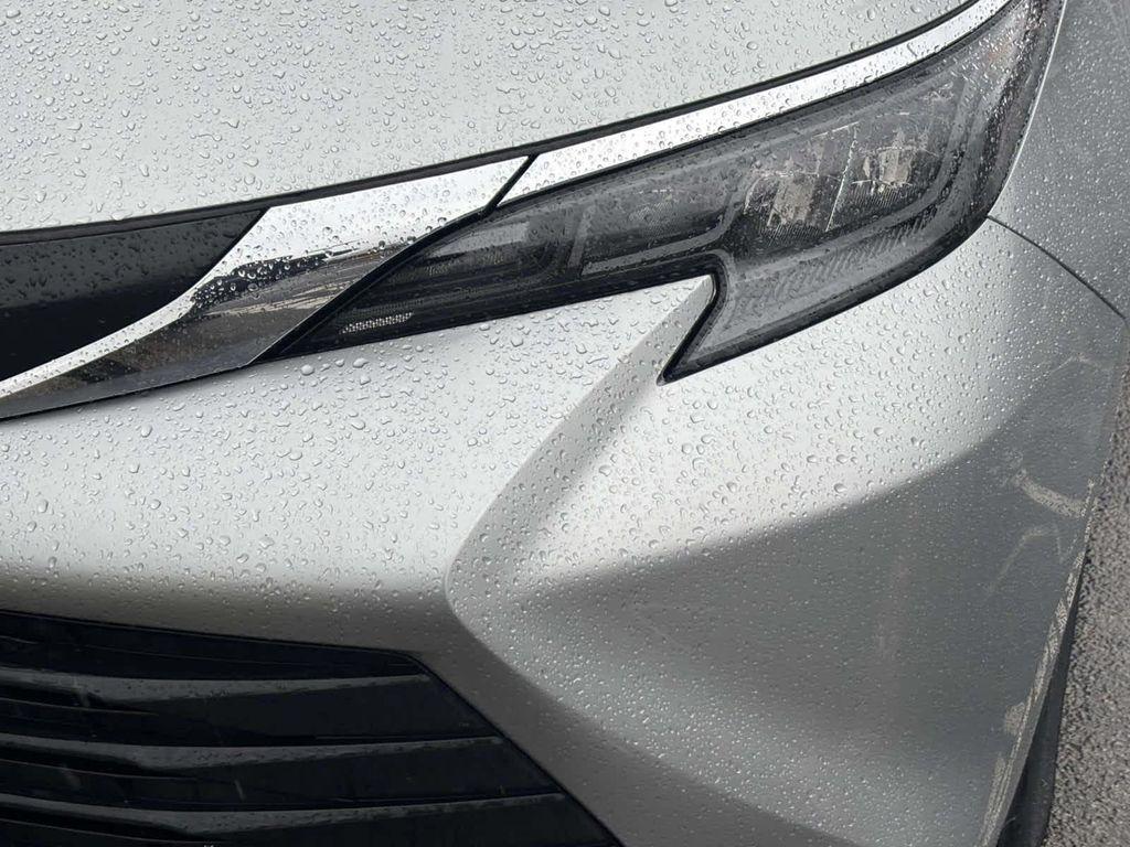 used 2024 Toyota Sienna car, priced at $37,986