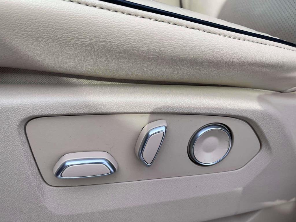 used 2023 Cadillac Escalade car, priced at $63,993