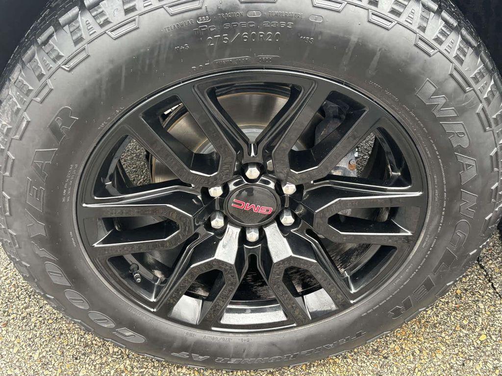 used 2022 GMC Sierra 1500 car, priced at $42,986