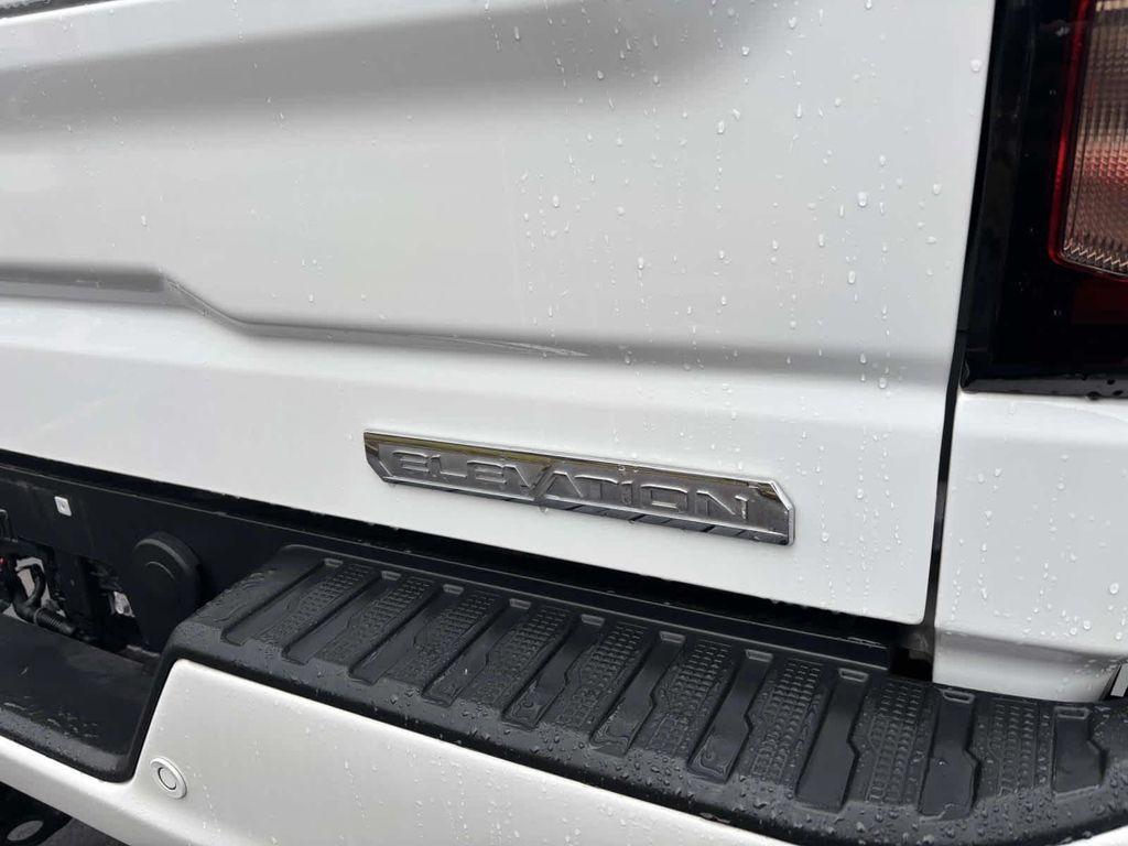 used 2022 GMC Sierra 1500 car, priced at $42,986