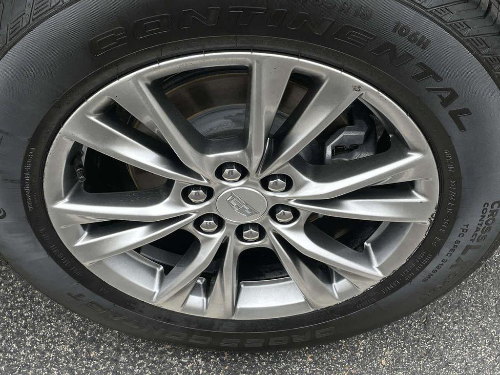 used 2023 Cadillac XT5 car, priced at $30,998