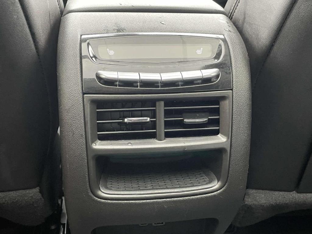 used 2023 Cadillac XT5 car, priced at $33,986