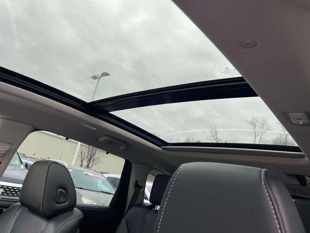 used 2023 Acura MDX car, priced at $40,987