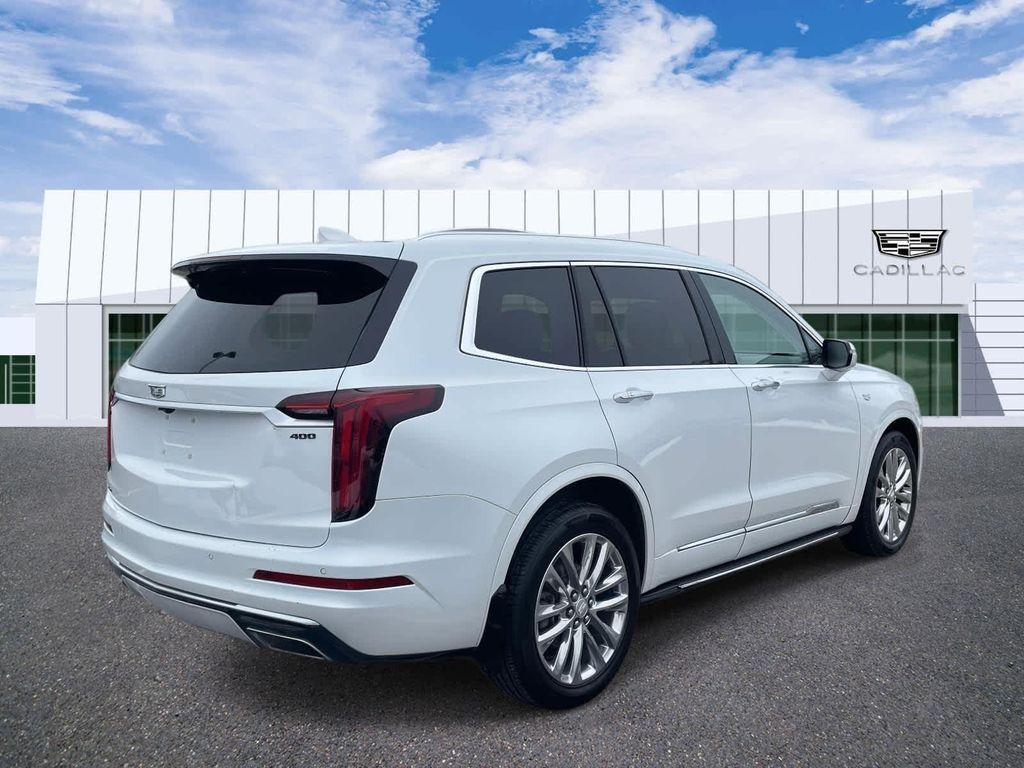 used 2023 Cadillac XT6 car, priced at $31,996