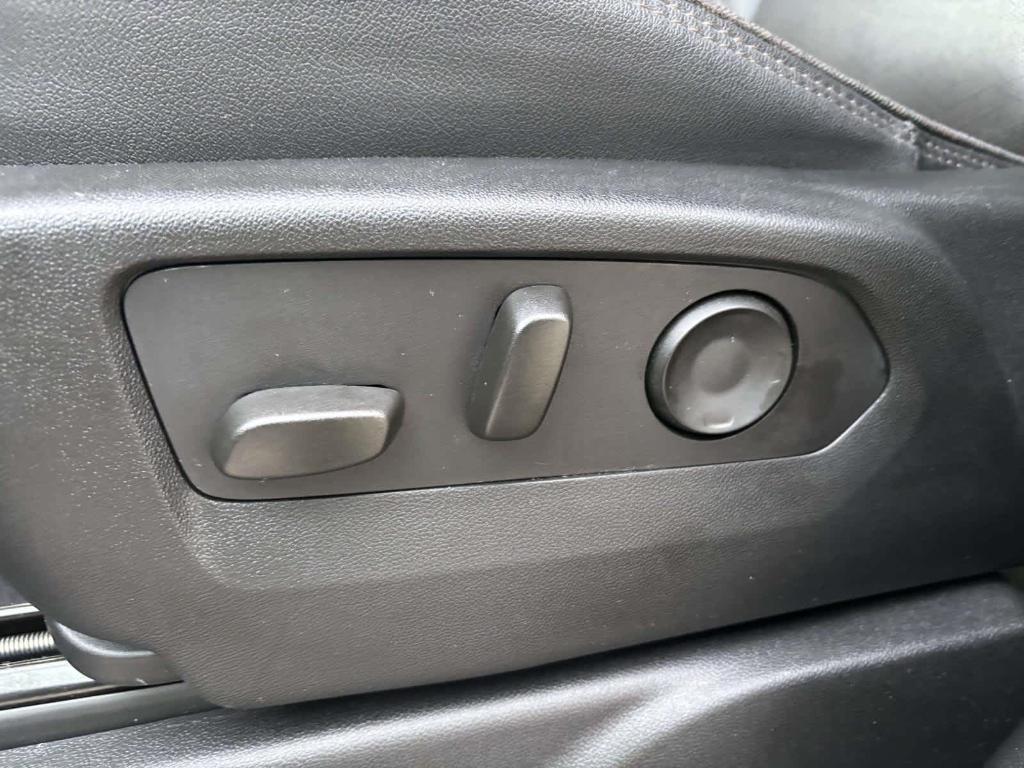 used 2024 Chevrolet Tahoe car, priced at $63,998