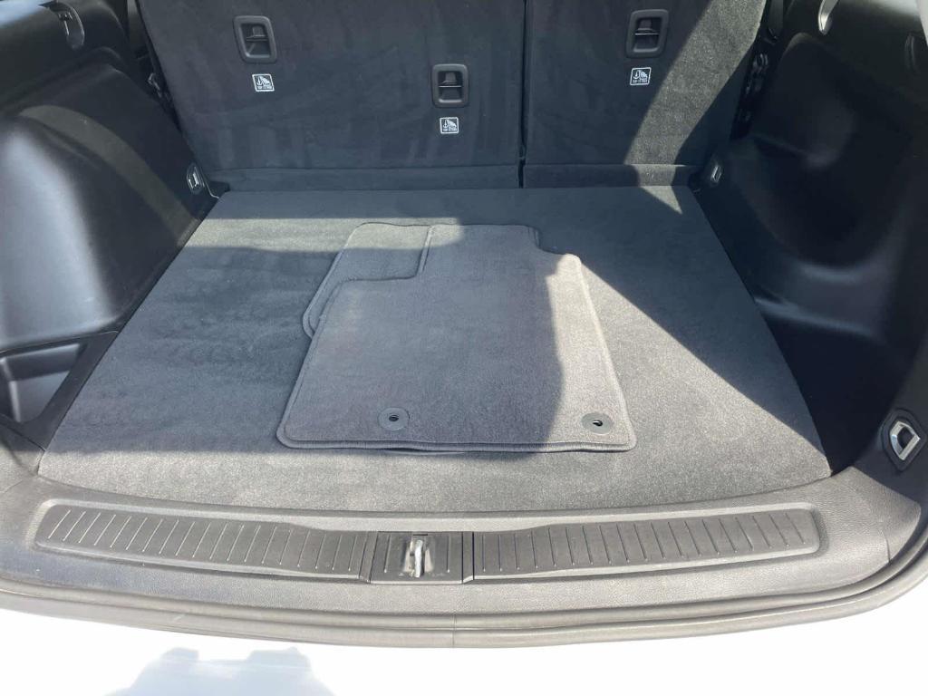 used 2023 Jeep Grand Cherokee car, priced at $25,289