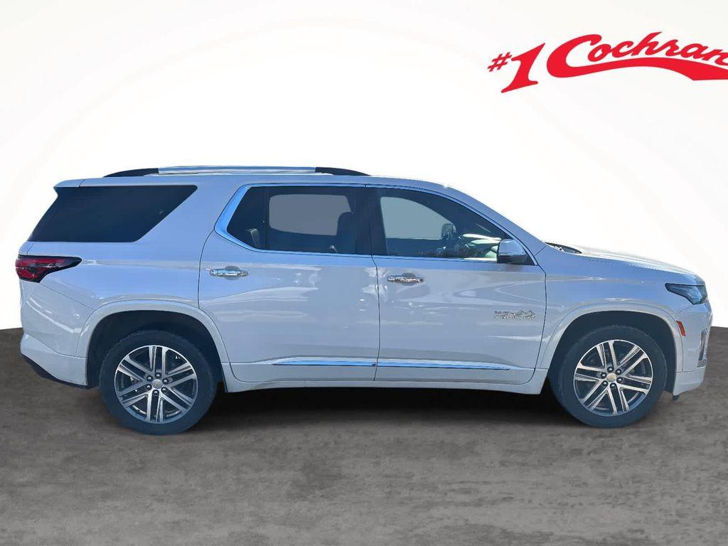 used 2023 Chevrolet Traverse car, priced at $35,499