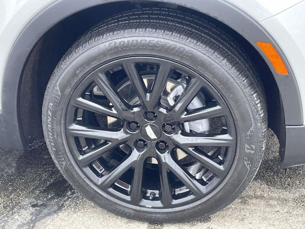 used 2023 Cadillac XT4 car, priced at $27,986
