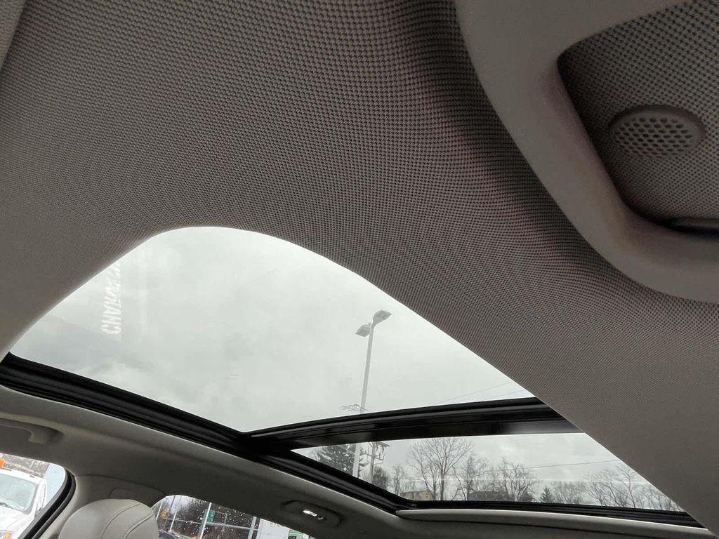 used 2023 Cadillac XT4 car, priced at $27,986