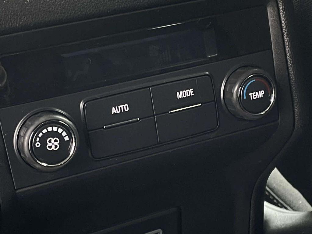 used 2023 GMC Acadia car, priced at $29,998