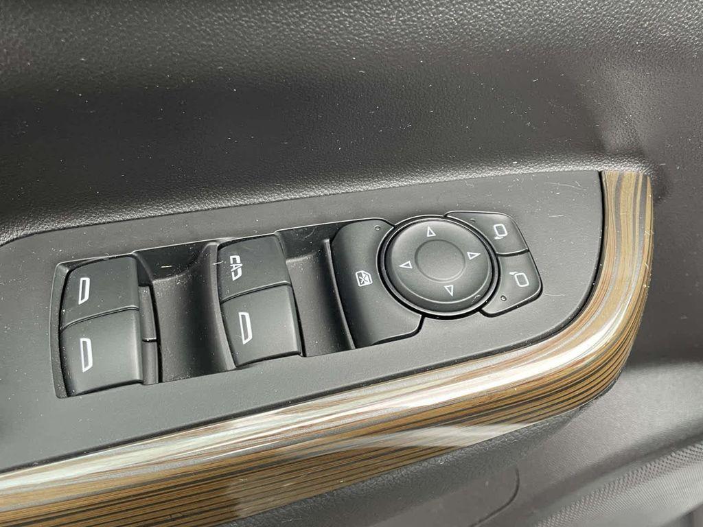 used 2023 GMC Acadia car, priced at $29,998