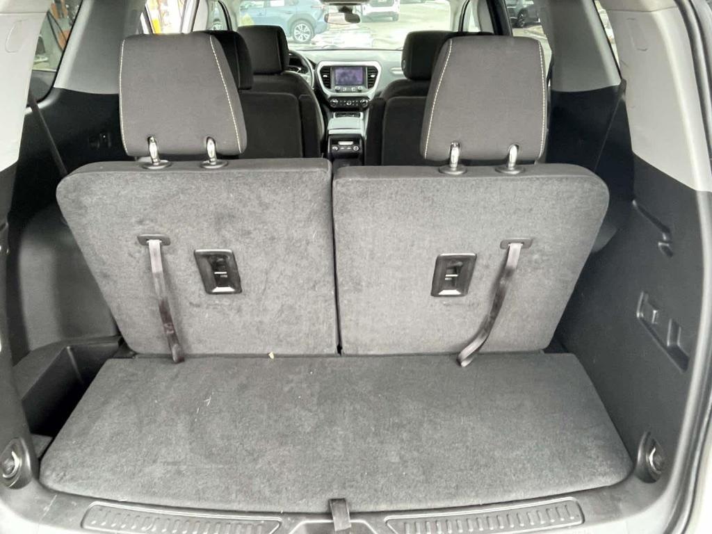 used 2023 GMC Acadia car, priced at $28,998