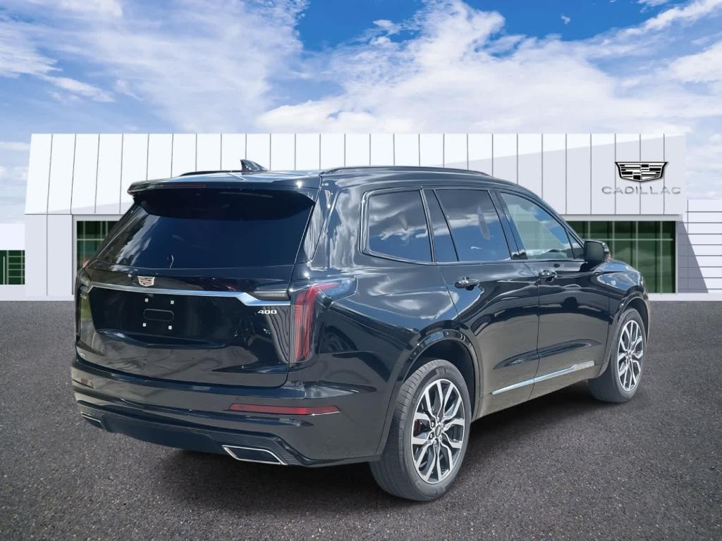 used 2024 Cadillac XT6 car, priced at $43,998