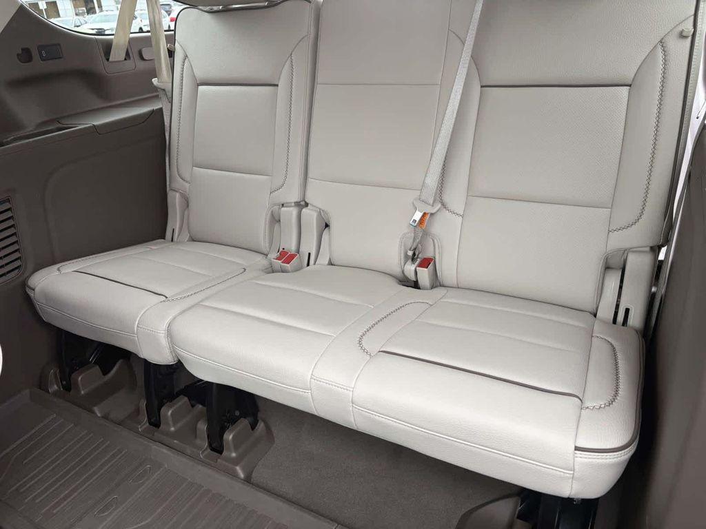 used 2024 GMC Yukon XL car, priced at $70,998