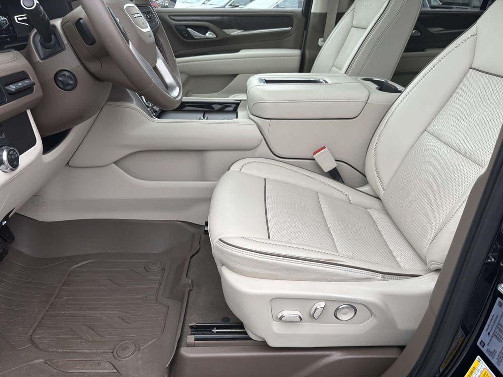used 2024 GMC Yukon XL car, priced at $70,998