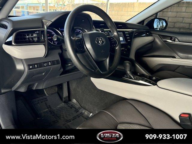 used 2019 Toyota Camry Hybrid car, priced at $16,555