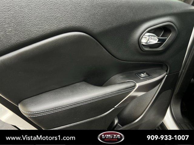 used 2019 Jeep Cherokee car, priced at $11,000