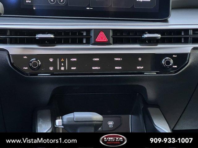 used 2026 Kia Sorento car, priced at $25,999