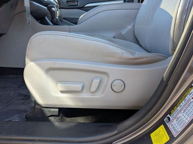used 2017 Toyota Highlander car, priced at $17,356