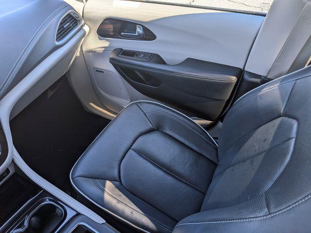 used 2021 Chrysler Pacifica Hybrid car, priced at $19,998