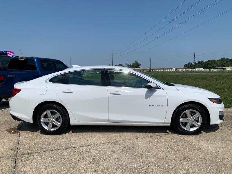 used 2024 Chevrolet Malibu car