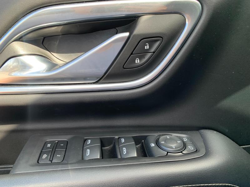 used 2023 GMC Yukon car, priced at $59,699