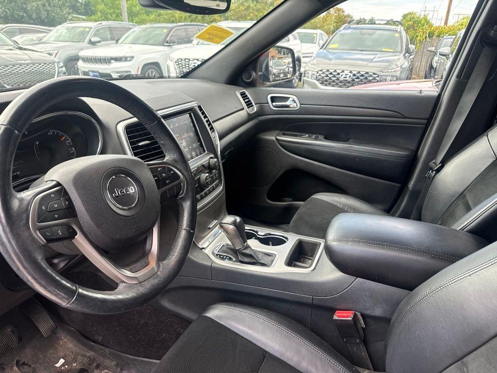 used 2018 Jeep Grand Cherokee car, priced at $19,462