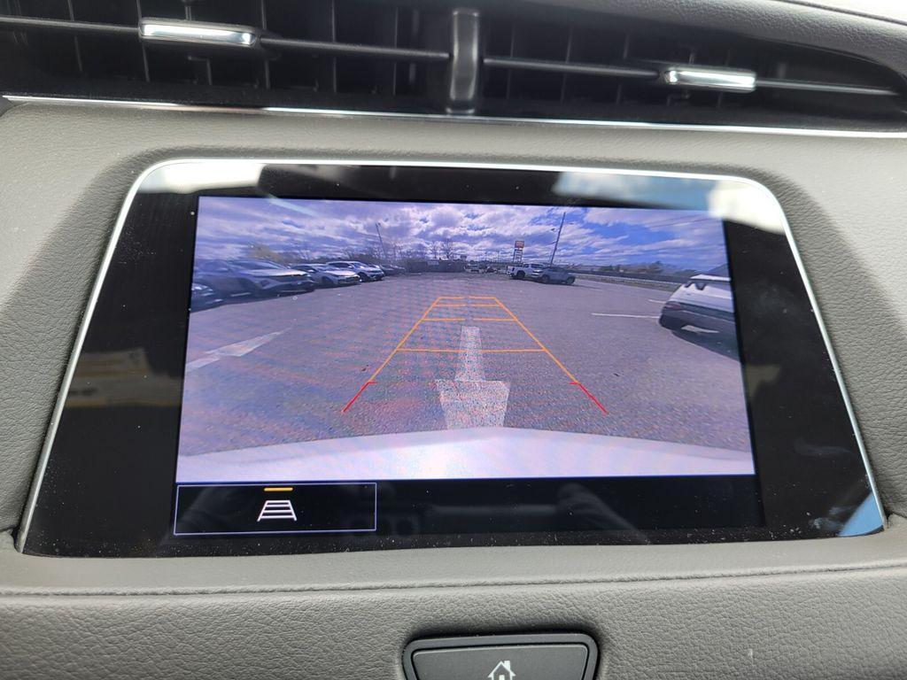 used 2023 Cadillac XT4 car, priced at $27,869