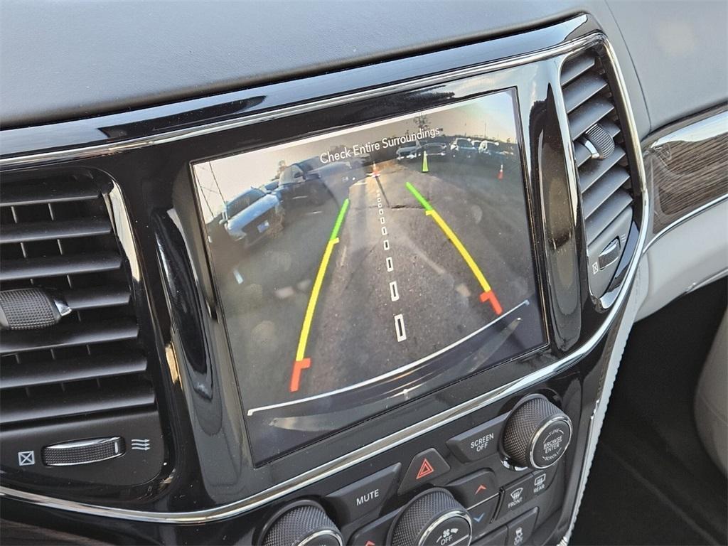 used 2021 Jeep Grand Cherokee car, priced at $32,898