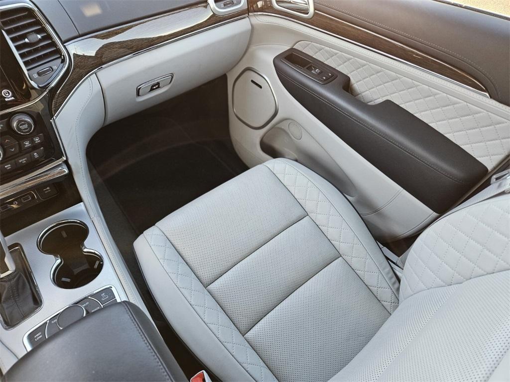 used 2021 Jeep Grand Cherokee car, priced at $32,898