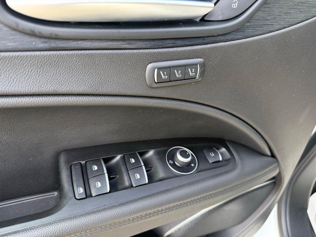 used 2022 Alfa Romeo Stelvio car, priced at $20,136