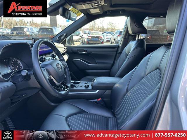 used 2023 Toyota Highlander car, priced at $38,998