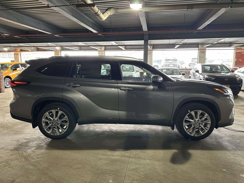 new 2026 Toyota Highlander car, priced at $54,182