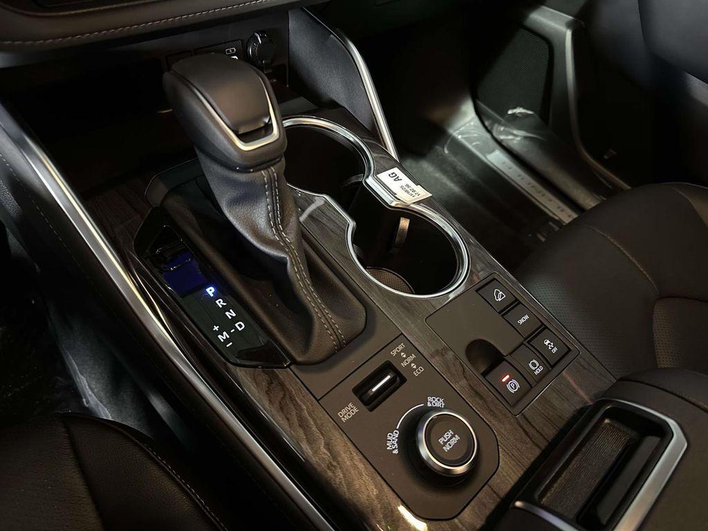 new 2026 Toyota Highlander car, priced at $54,182